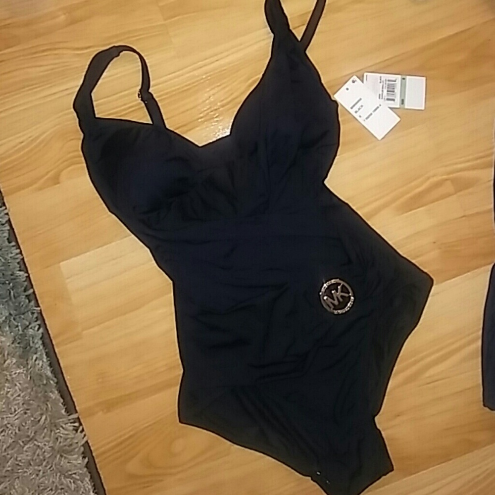 New nwt Michael Kors black 8 swimsuit one piece